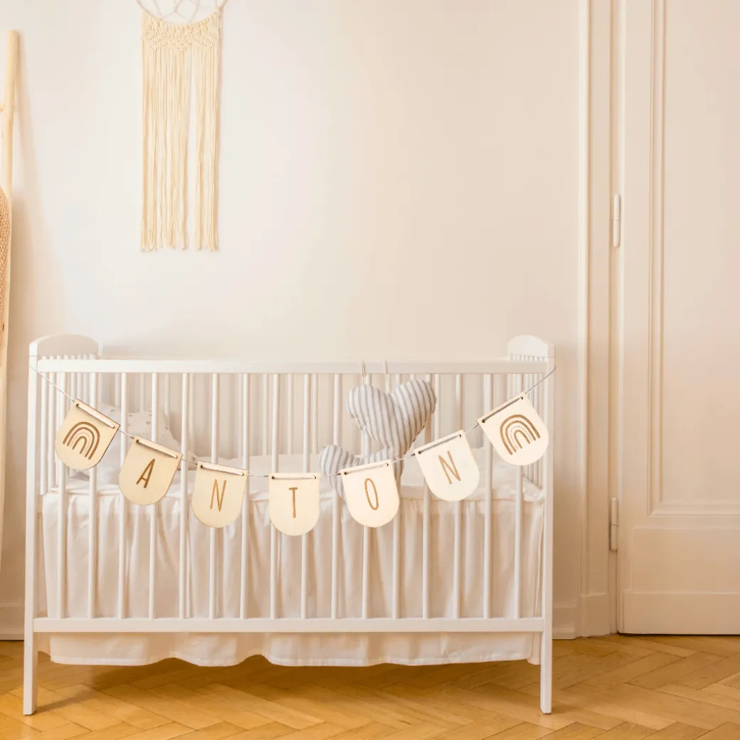 Build your own Holz-Wimpelgirlande Name / Wunschtext